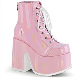 Demonia baby pink platform size 8 Camel-203